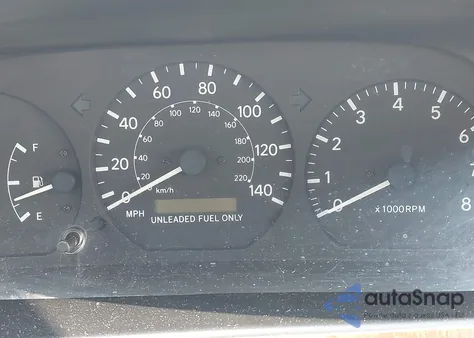 1999 Toyota Camry Le/Xle z USA, uszkodzony, nr VIN JT2BG28K7X0331117